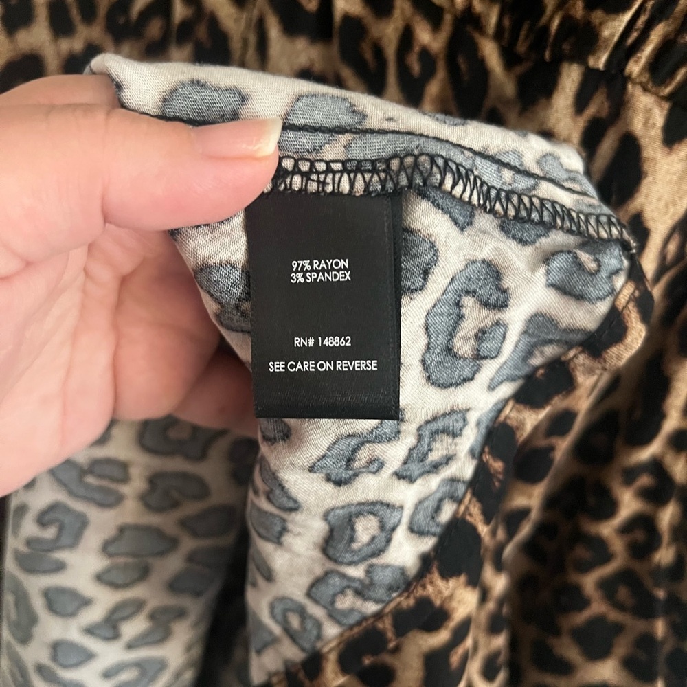 Torrid Leopard Print Challis Midi Dress 1X NWT Animal Print V-Neck - Picture 4 of 6